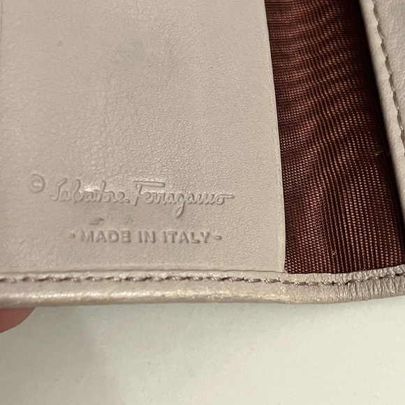 FERRAGAMO KEY HOLDER - MONOGRAMMED CANVAS - Picture 7 of 12